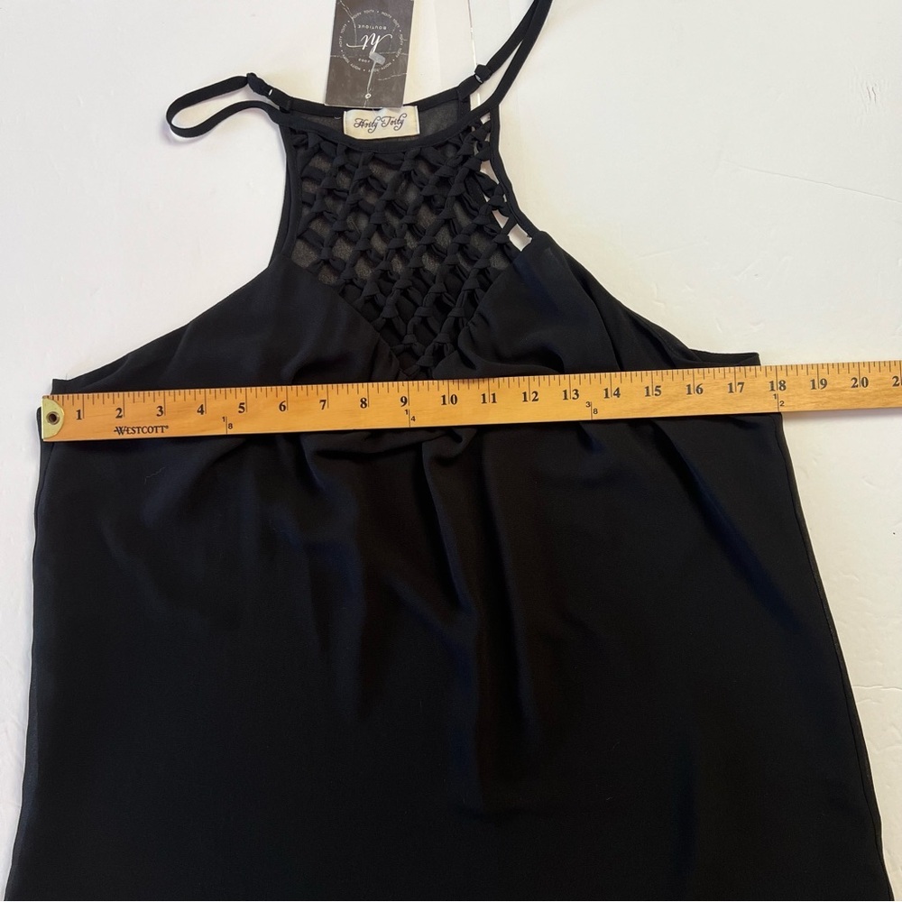 NWT Elegant Black Women's racer back tank top blouse.Size L - Picture 8 of 11